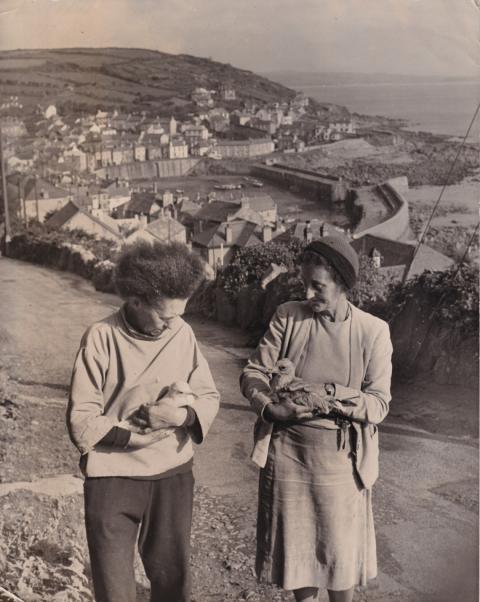 Phyllis and Dorothy Yglesias, Mousehole. © Mousehole Wild Bird Hospital Phyllis and Dorothy Yglesias, Mousehole. © Mousehole Wild Bird Hospital